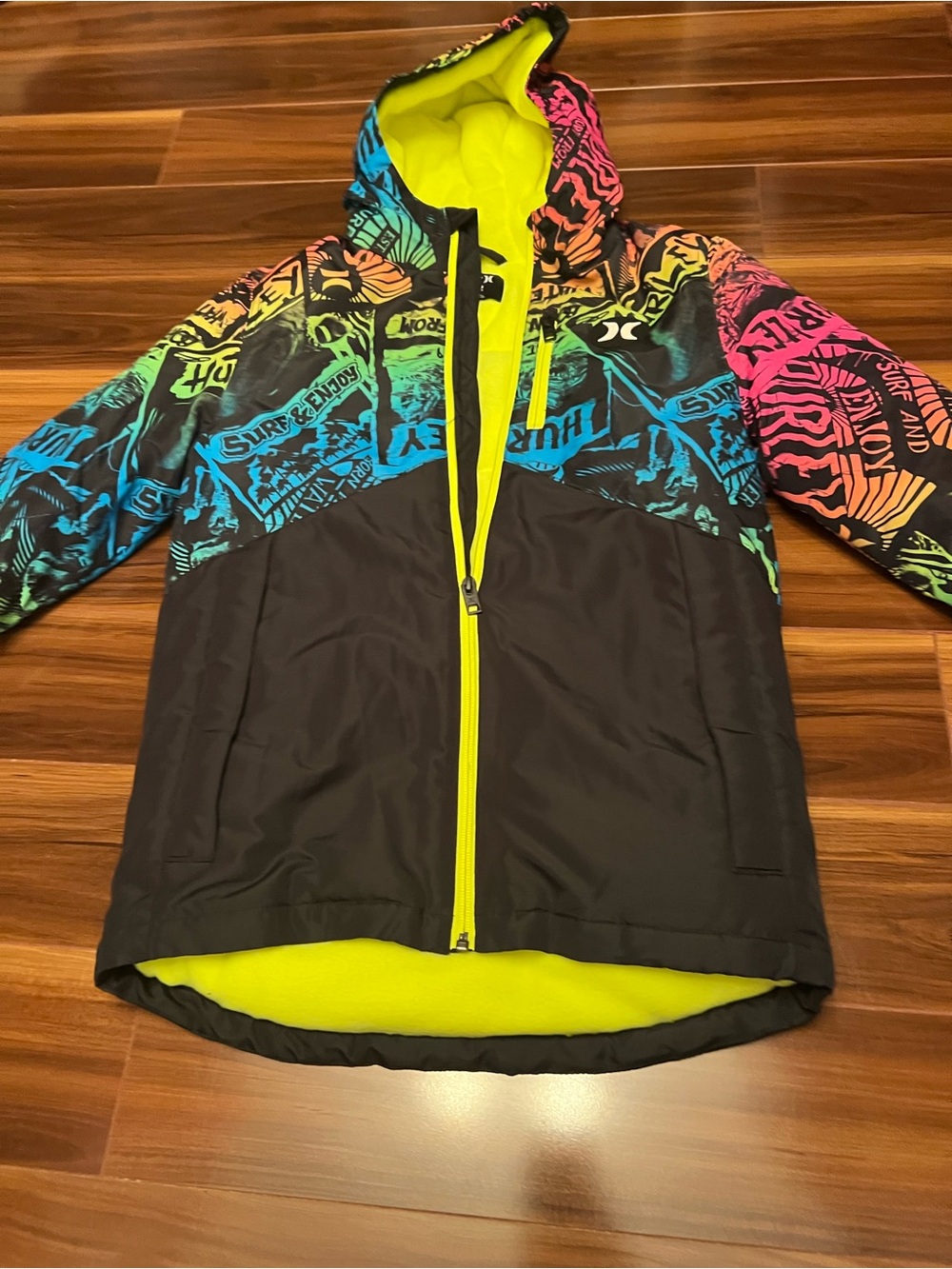 Hurley Kids Multicolor Graphic Puffer Jacket with Yellow Lining - Picture 2 of 4
